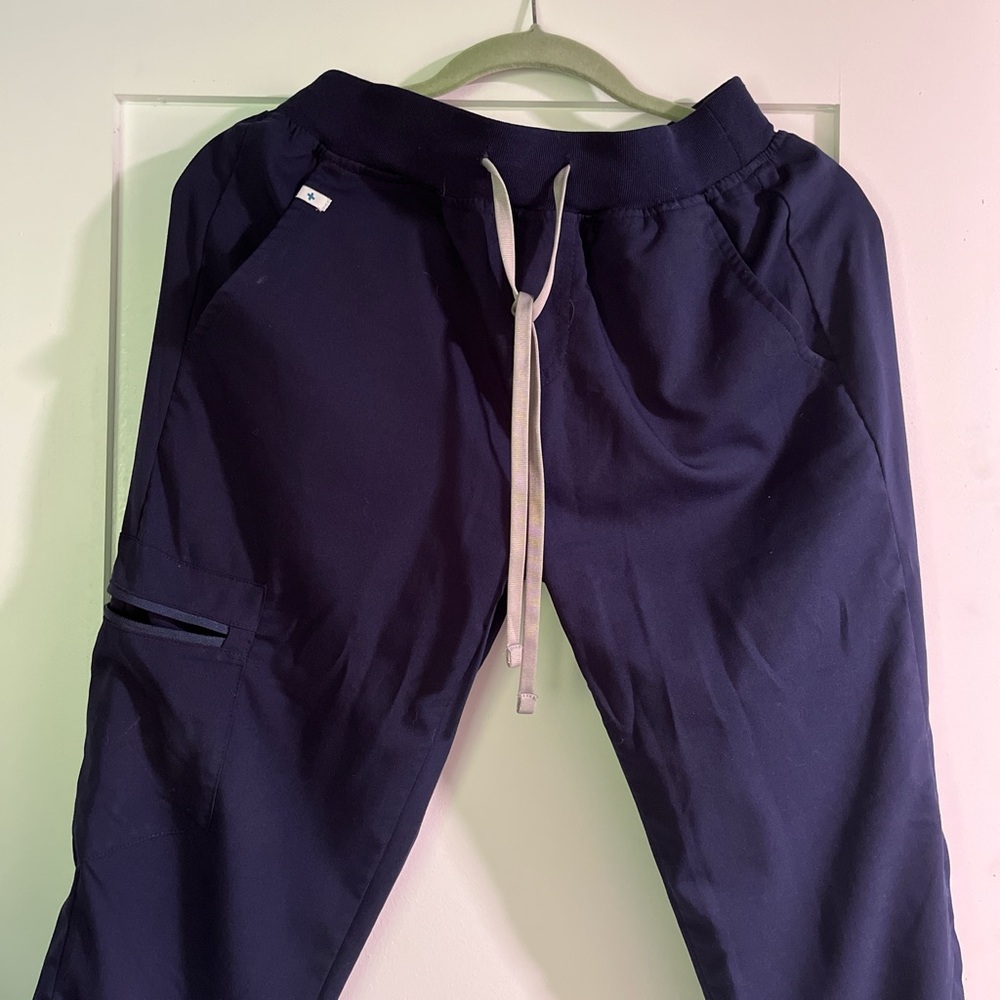 Women’s Navy Jogger Pants